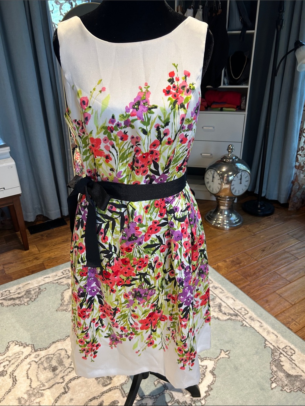 Carmen Marc Valvo White Floral Fit-and-Flare Dress with Black Waist Tie